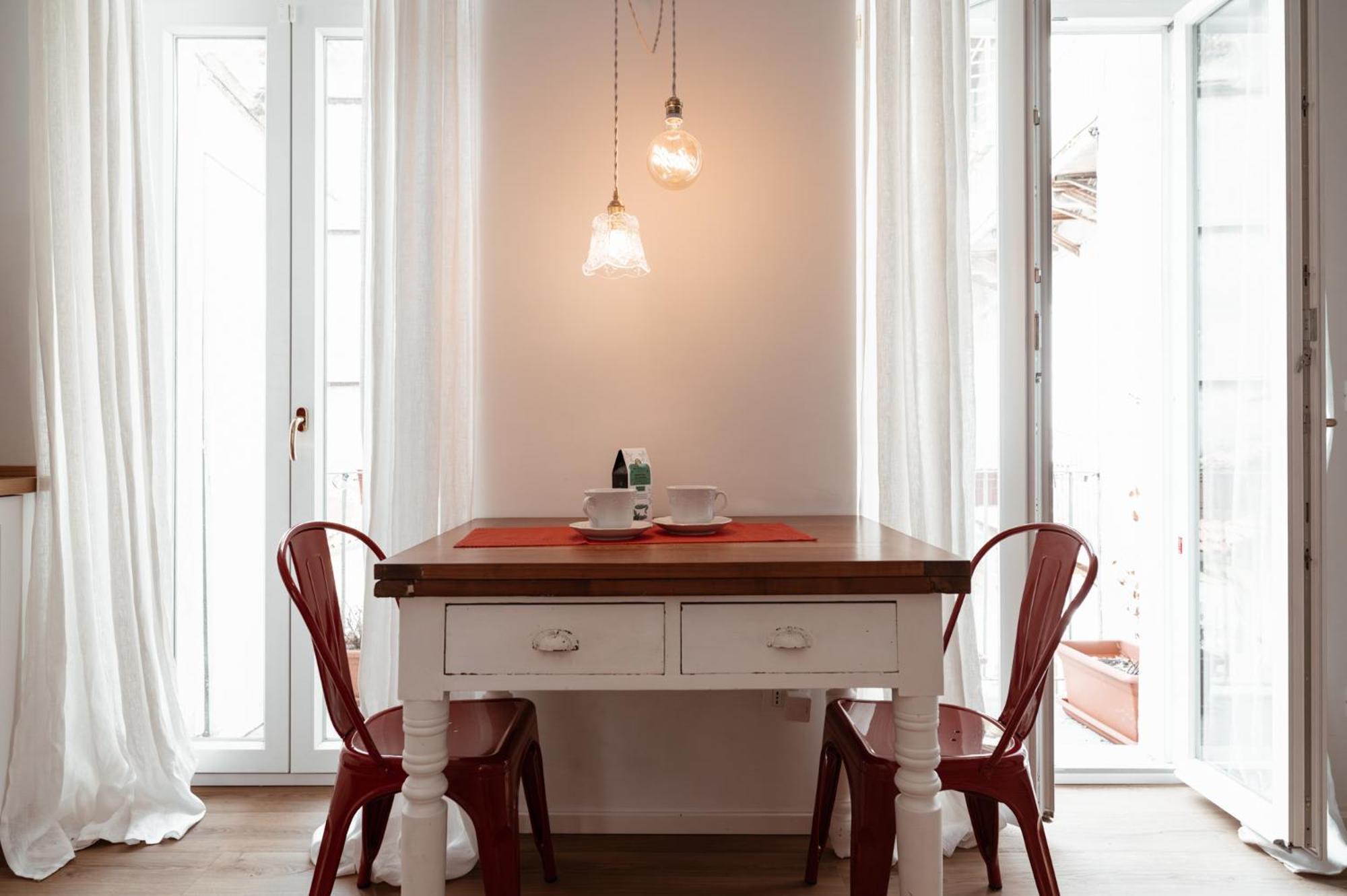 Mercanti Modern Flat - Balcony - Torino Centro ภายนอก รูปภาพ