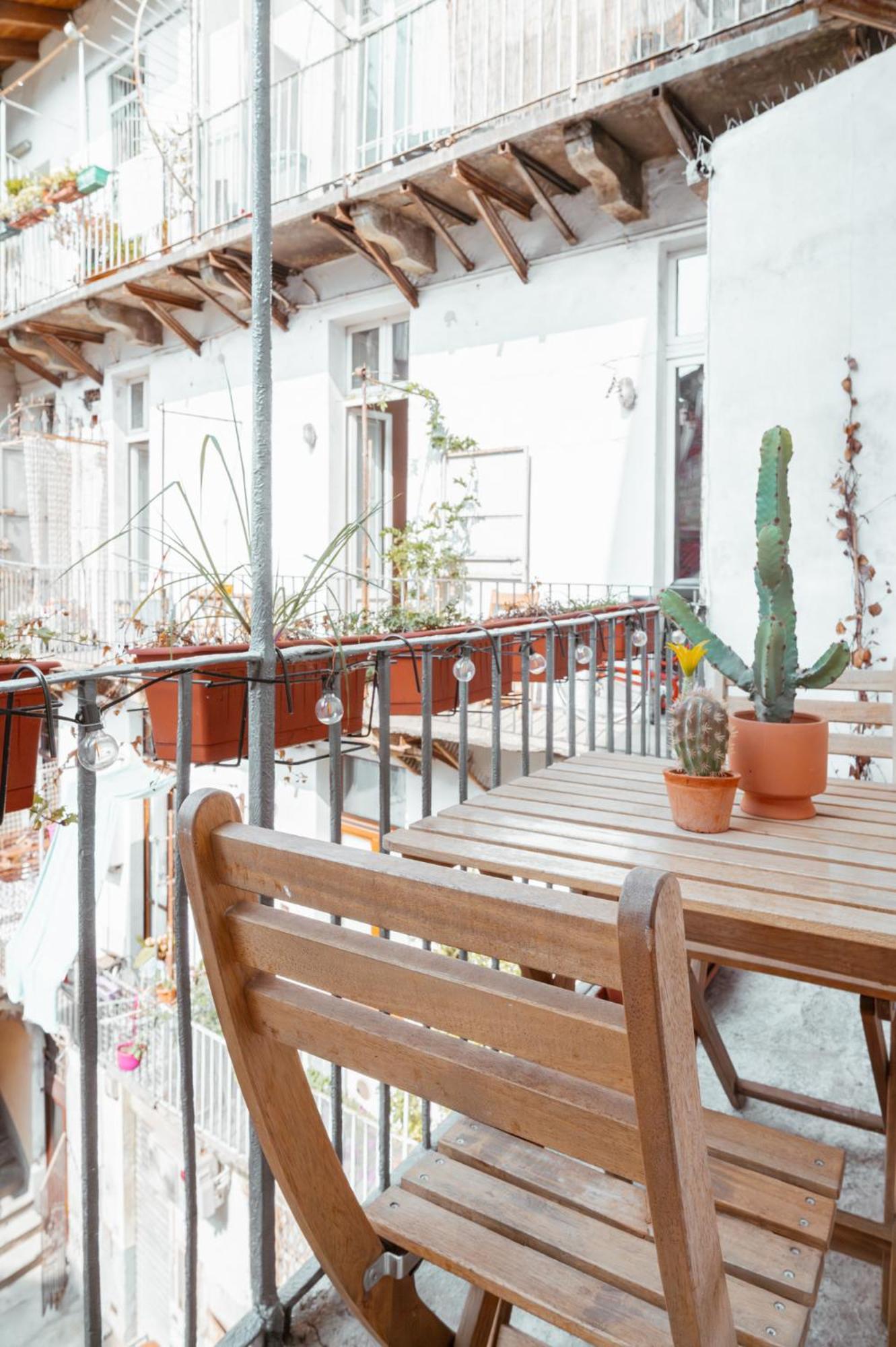 Mercanti Modern Flat - Balcony - Torino Centro ภายนอก รูปภาพ