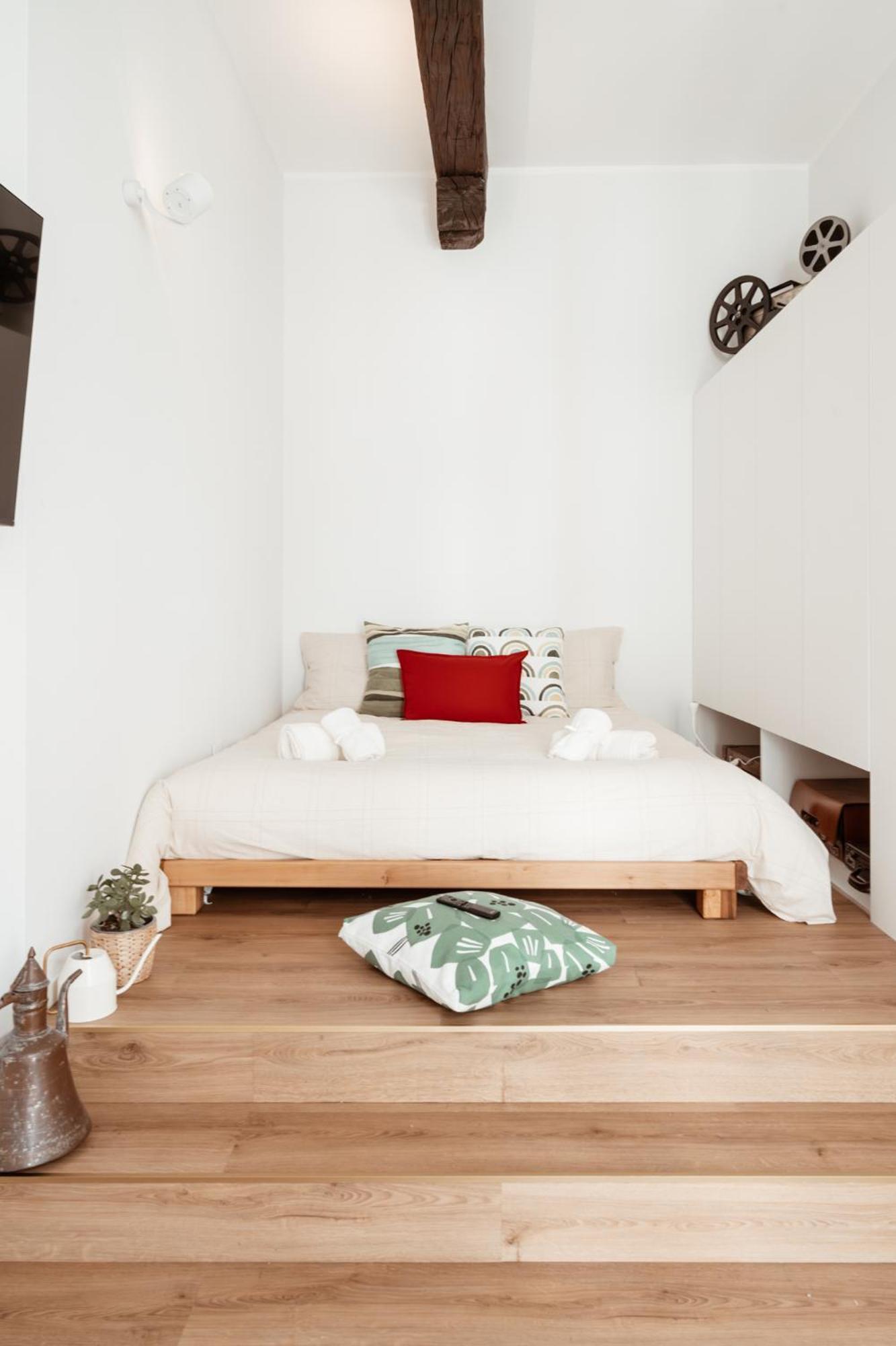 Mercanti Modern Flat - Balcony - Torino Centro ภายนอก รูปภาพ